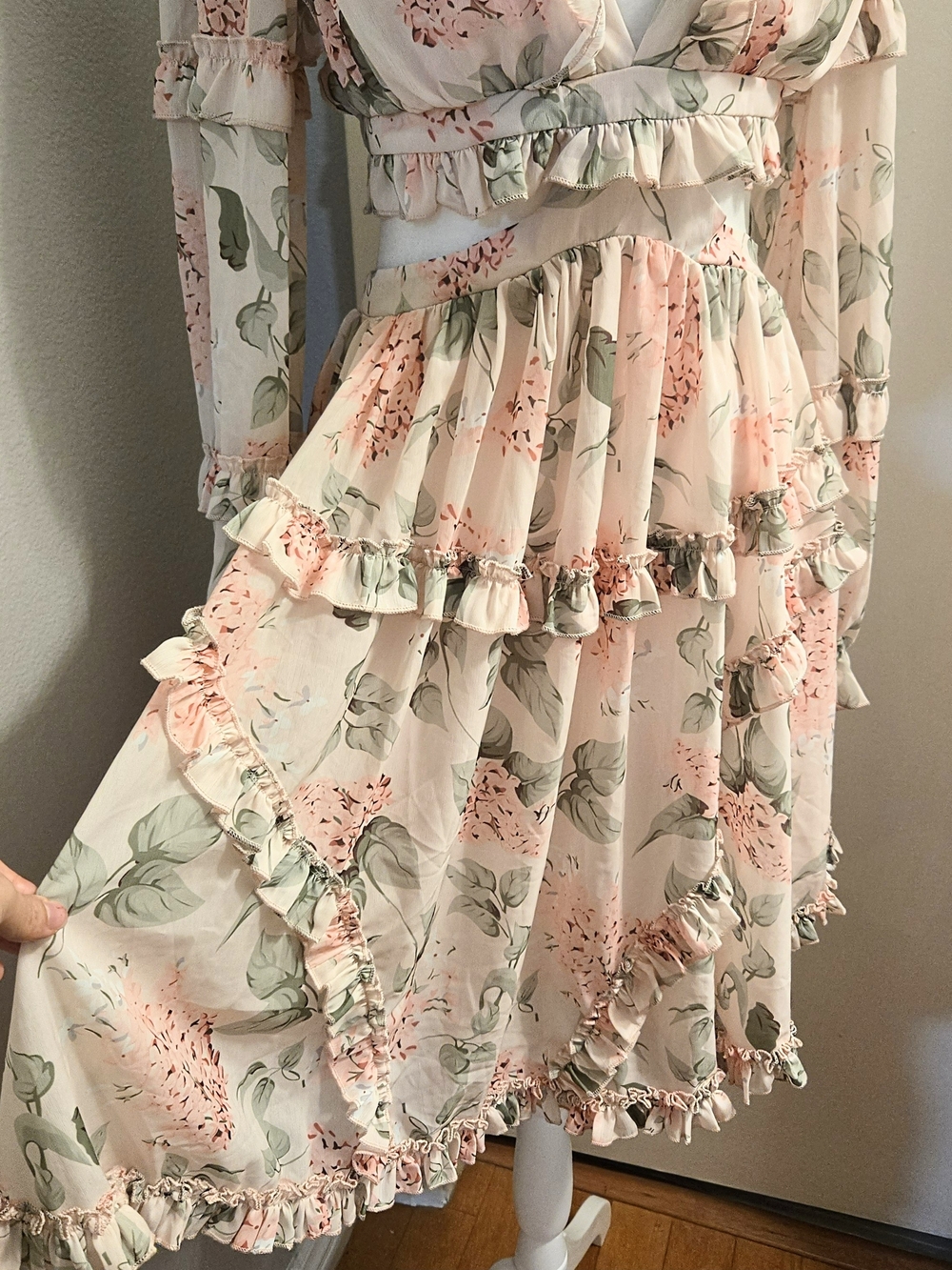 Romantic Blush Pink Floral Cutout Ruffle Mini Dress With Open Back Tide Size M - Picture 4 of 9
